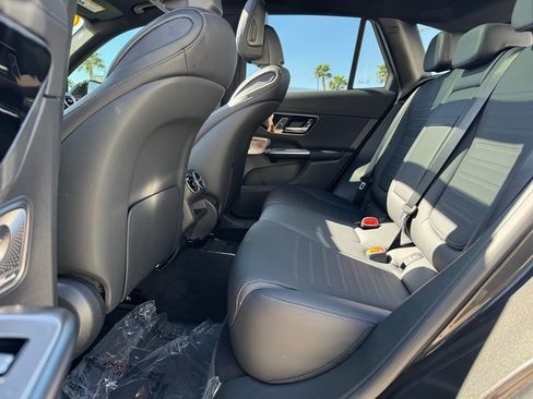 Certified 2025 Mercedes-Benz GLC 300 4MATIC image 16