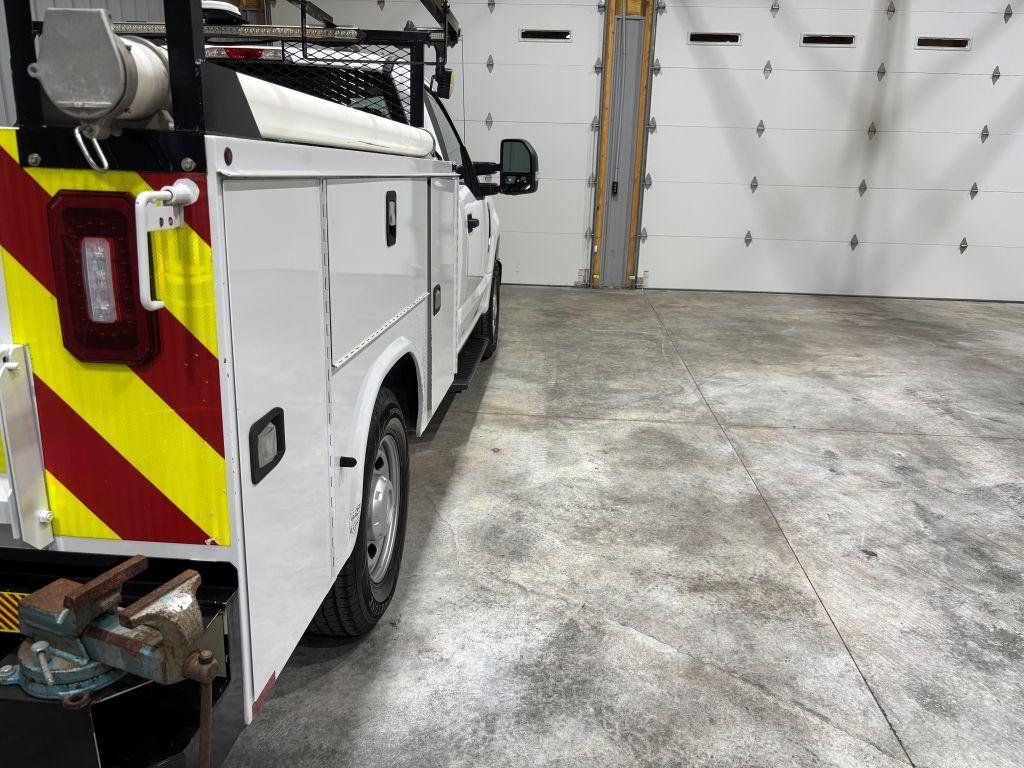 Used 2020 Ford F250 XL w/ Power Equipment Group RWD image 10