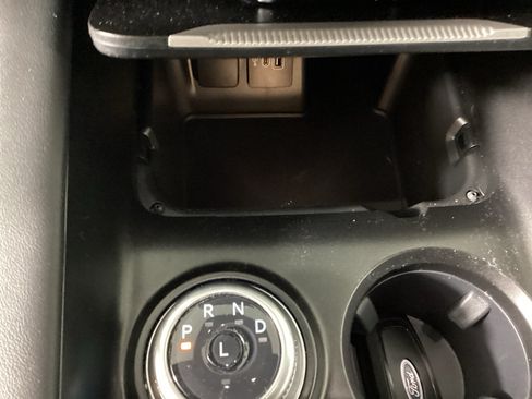 Used 2025 Ford Explorer ST-Line AWD/4WD image 28