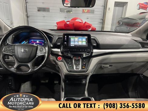 Used 2024 Honda Odyssey EX-L image 19