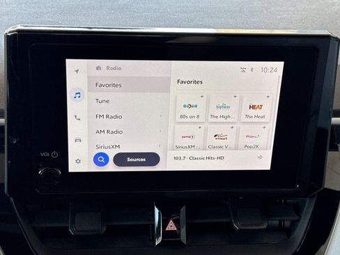 Used 2024 Toyota Corolla SE image 17