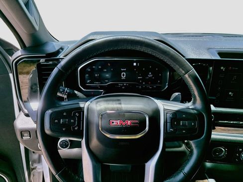 Used 2022 GMC Sierra 1500 SLT w/ SLT Convenience Package RWD image 14