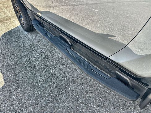 New 2026 GMC Hummer EV 4x4 Crew Cab image 13