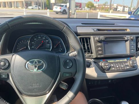 Used 2013 Toyota RAV4 Limited FWD image 25