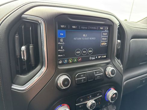 Certified 2021 GMC Sierra 1500 AT4 w/ AT4 Value Package image 19