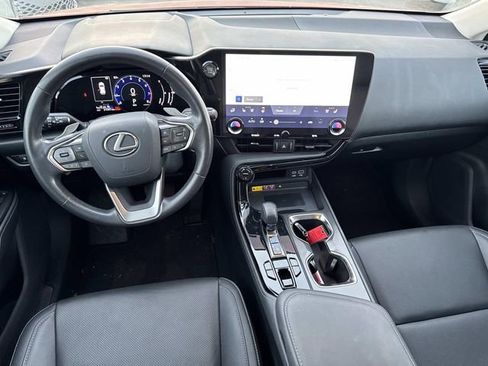 Used 2023 Lexus NX 350 AWD image 7
