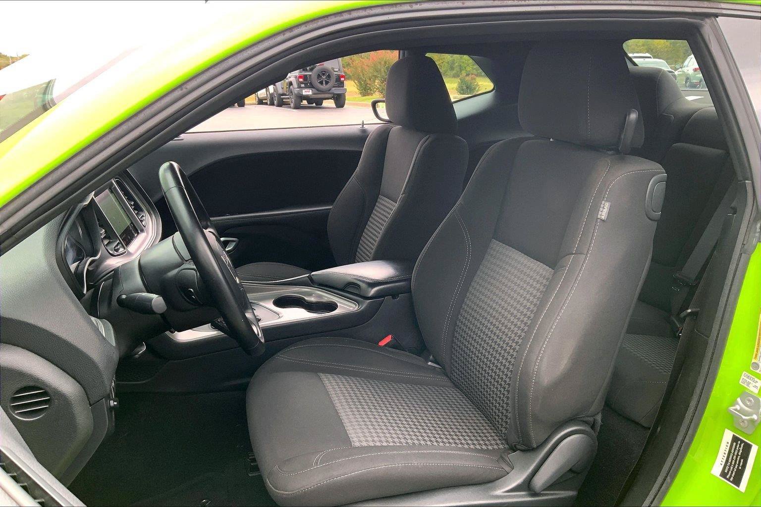 Used 2023 Dodge Challenger SXT RWD image 20