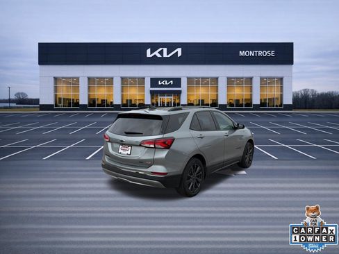 Used 2023 Chevrolet Equinox RS image 5