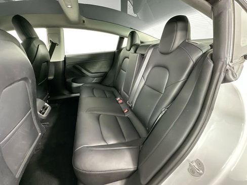 Used 2023 Tesla Model 3 Standard Range image 22