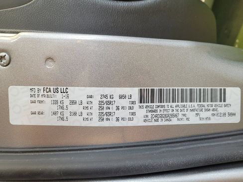 Used 2016 Dodge Grand Caravan SE FWD image 33
