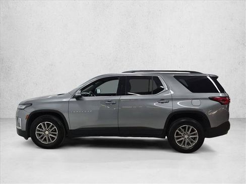 Certified 2023 Chevrolet Traverse LT FWD image 9