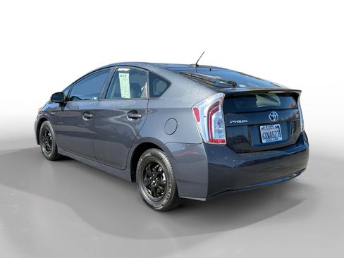 Used 2012 Toyota Prius Three FWD image 3