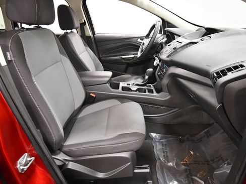 Used 2017 Ford Escape SE AWD/4WD image 18