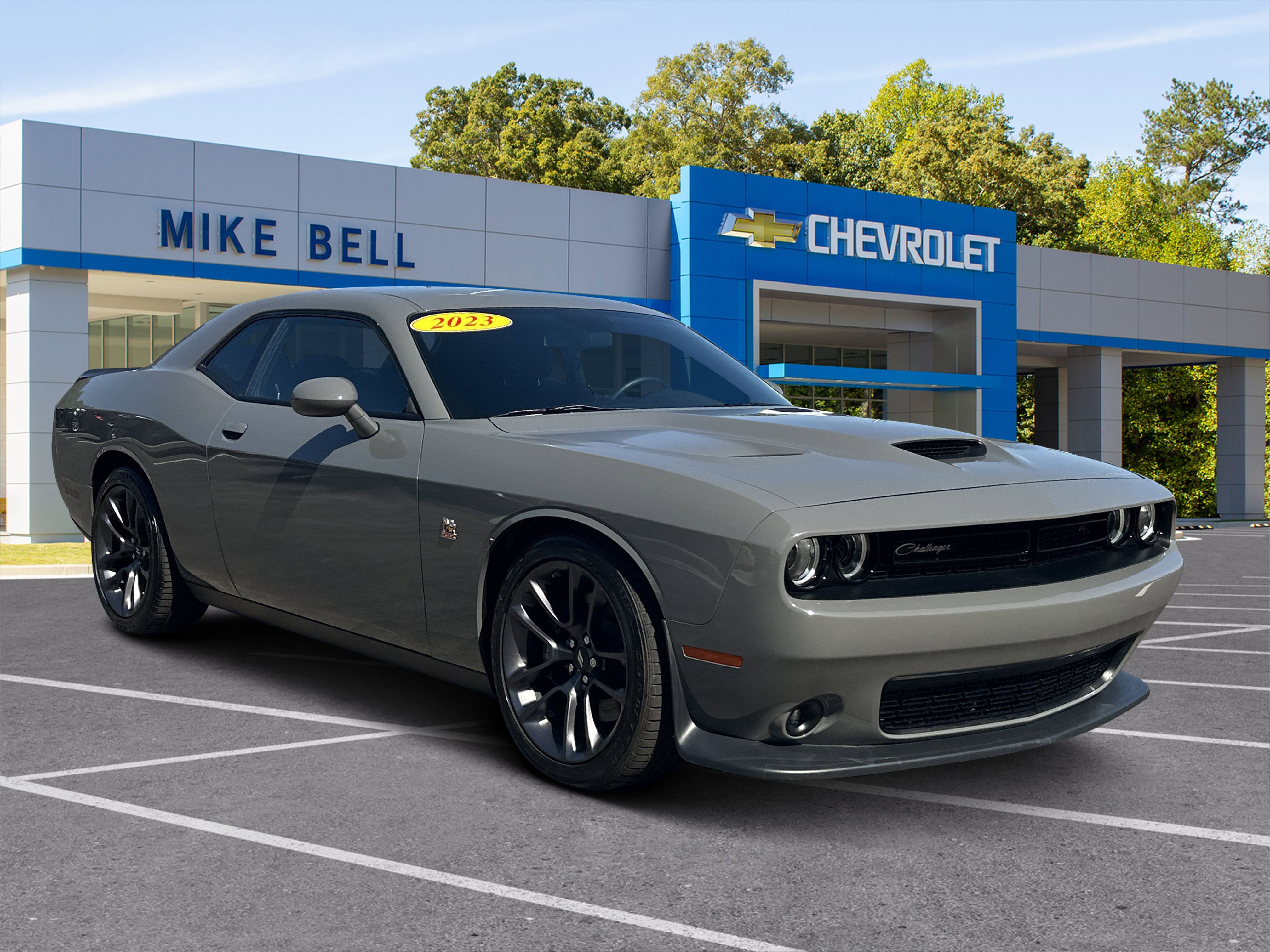 Used 2023 Dodge Challenger R/T Scat Pack RWD image 1