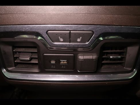 Used 2019 GMC Sierra 1500 Denali w/ Denali Ultimate Package image 38