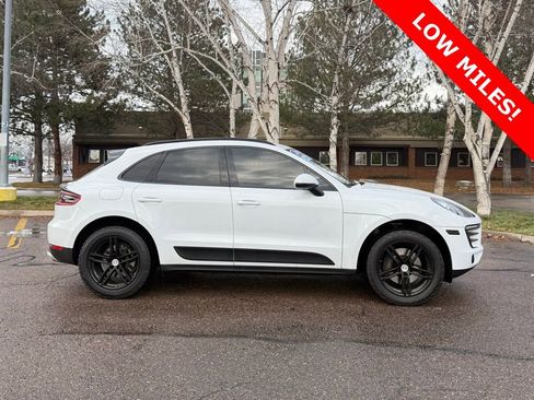 Used 2018 Porsche Macan Base image 4