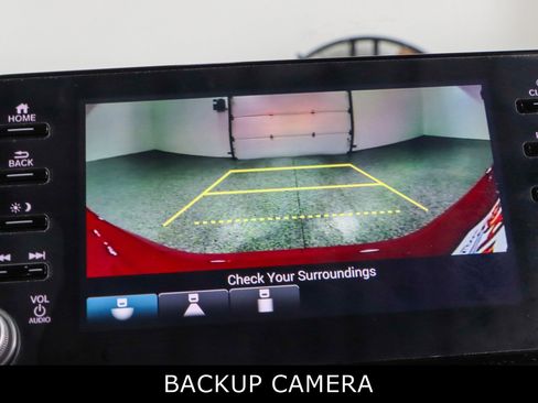 Used 2022 Honda Accord Sport image 18