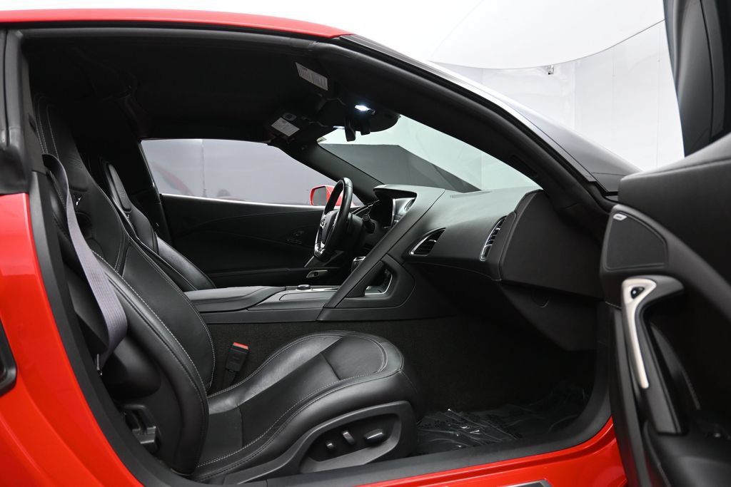Used 2016 Chevrolet Corvette Z06 w/ 2LZ Preferred Equipment Group RWD image 25