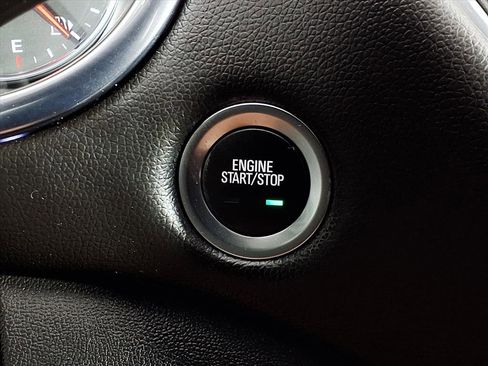 Used 2023 Chevrolet Malibu LT image 7