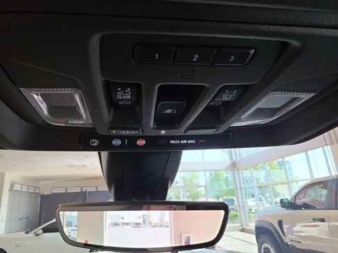 Used 2019 GMC Sierra 1500 Denali w/ Denali Ultimate Package AWD/4WD image 33