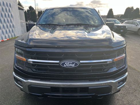 Used 2024 Ford F150 XLT image 3