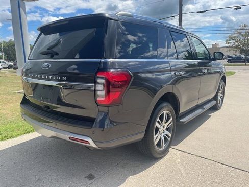 Used 2024 Ford Expedition Limited image 15