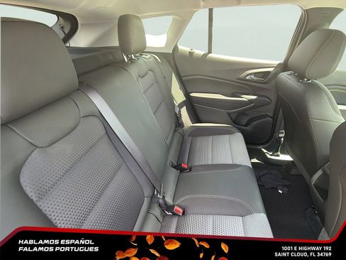 Used 2024 Chevrolet Trax LT w/ Driver Confidence Package FWD image 25