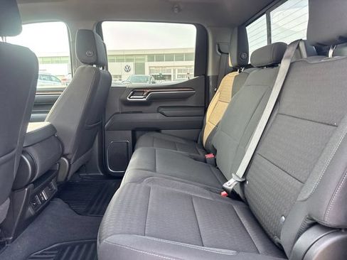 Used 2025 Chevrolet Silverado 1500 LT w/ All Star Edition Plus AWD/4WD image 9