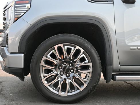 Used 2025 GMC Sierra 1500 Denali Ultimate AWD/4WD image 28