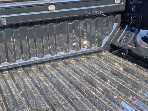 New 2026 GMC Canyon AT4 image 10