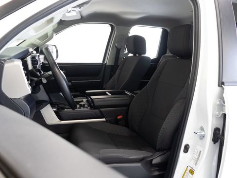 Used 2024 Toyota Tundra SR5 AWD/4WD image 18