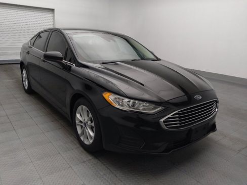 Used 2019 Ford Fusion SE FWD image 13