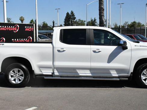 Used 2024 Chevrolet Silverado 1500 LT w/ Protection Package AWD/4WD image 9