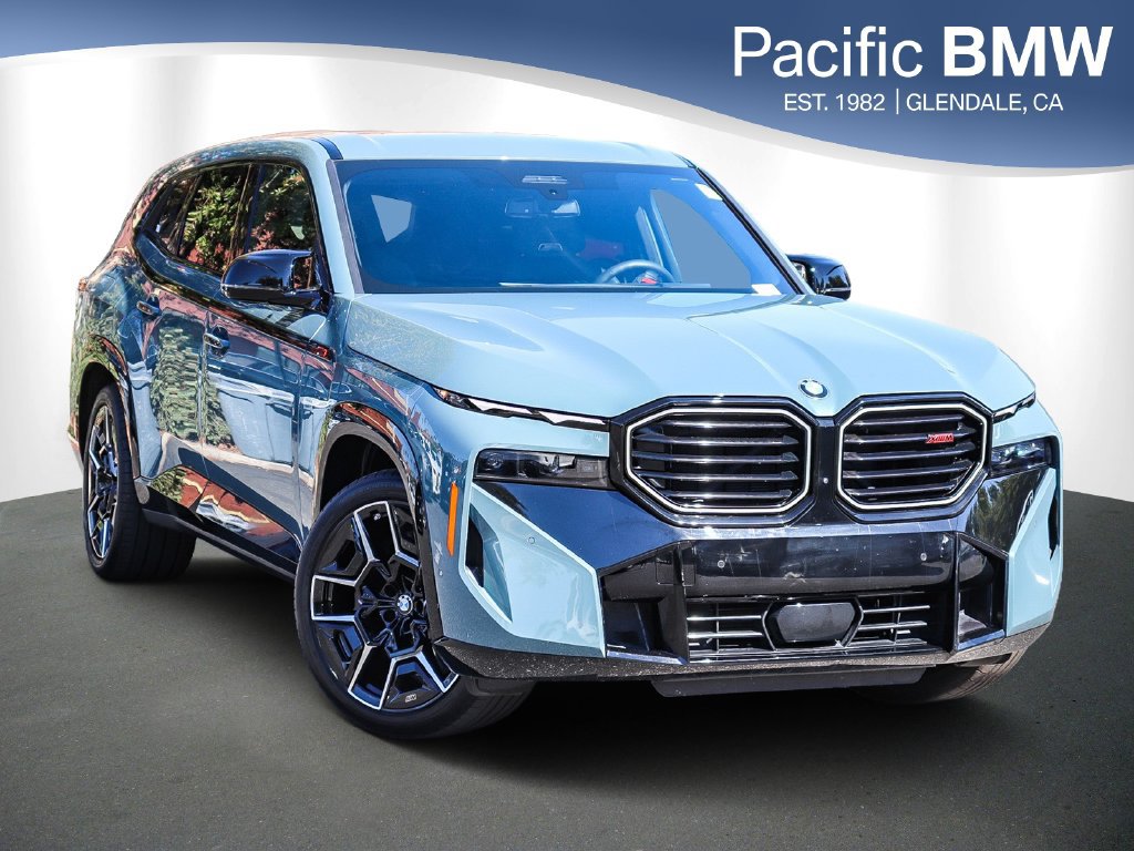 Used 2025 BMW XM Label Red AWD/4WD image 1
