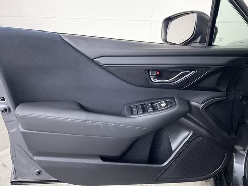 Used 2020 Subaru Outback Premium image 10