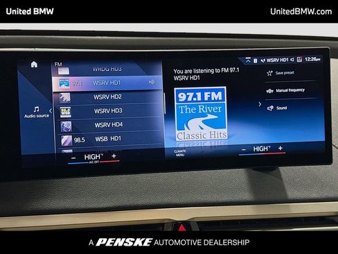 Used 2023 BMW iX xDrive50 w/ Sport Package image 8