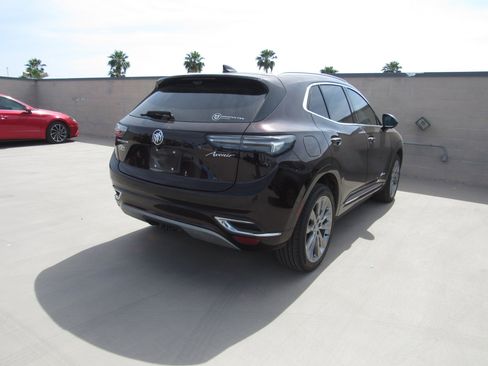 Used 2022 Buick Envision Avenir w/ Technology Package II image 3