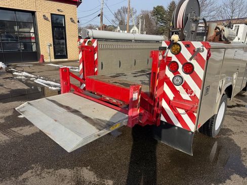 Used 2013 Ford F450 XL w/ High Capacity Trailer Tow Pkg image 5