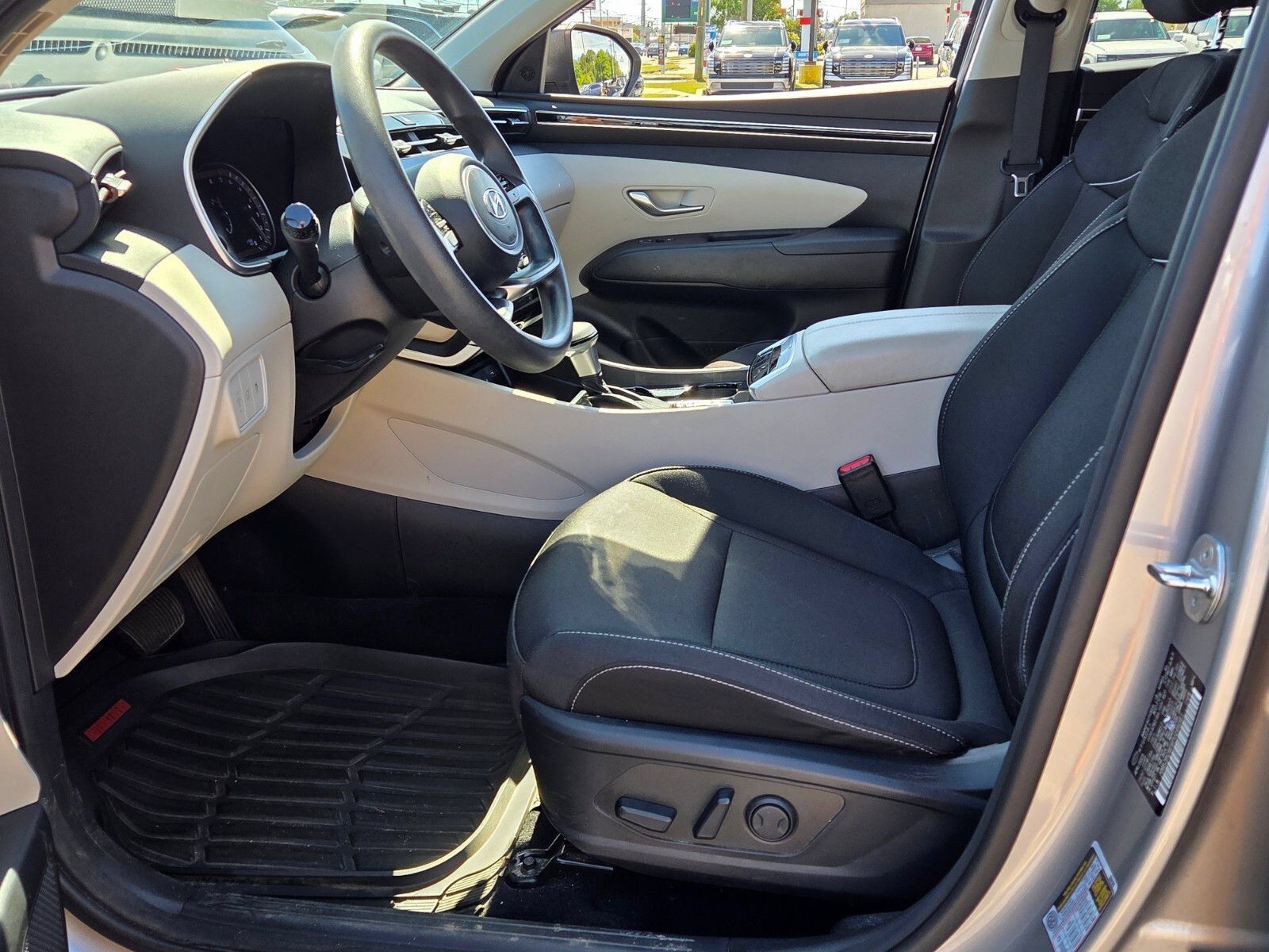 Used 2023 Hyundai Tucson SEL AWD/4WD image 5