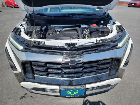 Certified 2025 Chevrolet Equinox ACTIV w/ Safety and Technology Package image 37