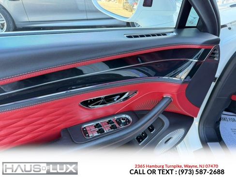 Used 2021 Bentley Flying Spur V8 w/ First Edition Specification image 21