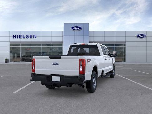 New 2026 Ford F250 XL w/ FX4 Off-Road Package image 8