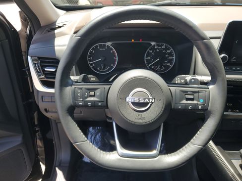 Certified 2023 Nissan Rogue SL image 19