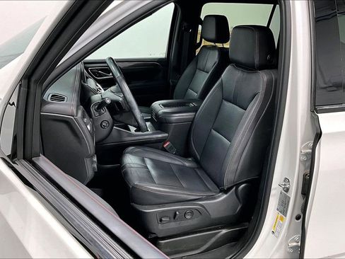 Used 2023 Chevrolet Suburban RST w/ Luxury Package RWD image 31