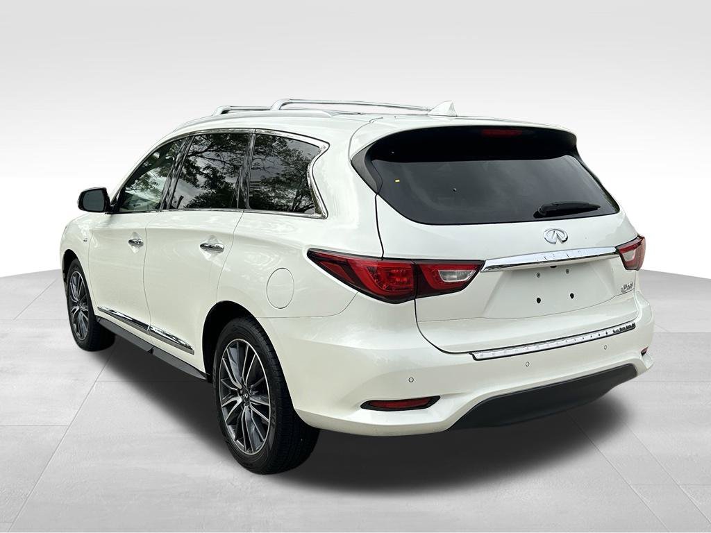 Used 2017 INFINITI QX60 Luxe w/ Deluxe Technology Package AWD/4WD image 10