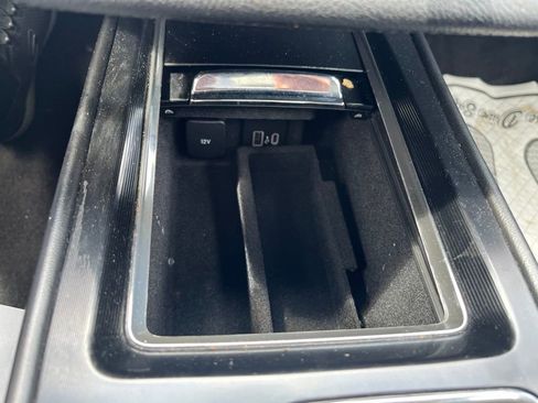 Used 2022 Lincoln Corsair AWD w/ Premium Package image 20