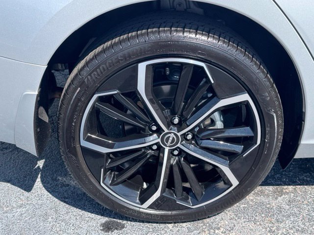 Used 2025 Nissan Altima 2.5 SR AWD/4WD image 6