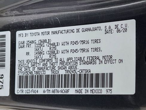 Used 2020 Toyota Tacoma SR image 31