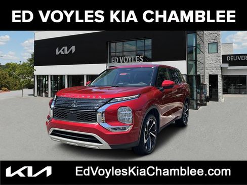 Used 2023 Mitsubishi Outlander SE FWD image 1