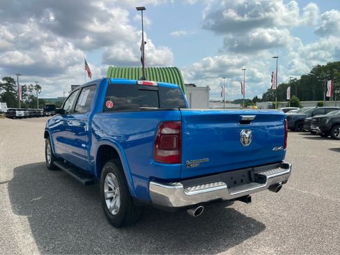 Used 2022 RAM 1500 Laramie AWD/4WD image 7